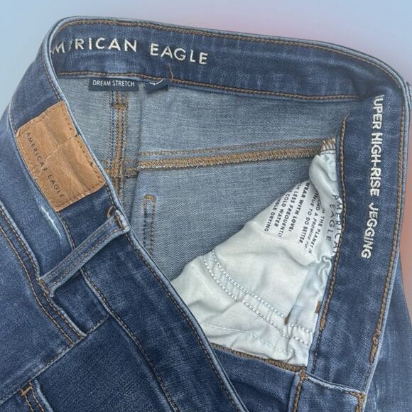 AMERICAN EAGLE Women’s 8 Long SUPER HIGH RISE JEGGING Blue Jeans - Picture 4 of 7